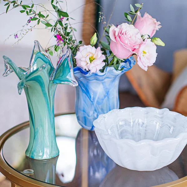 Onda Glass Cobalt Twisted Flower Vase