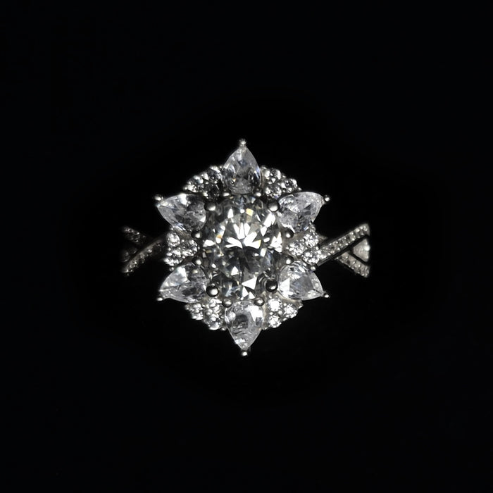 S925 Intertwined Moissanite Diamond Ring - Prong Set