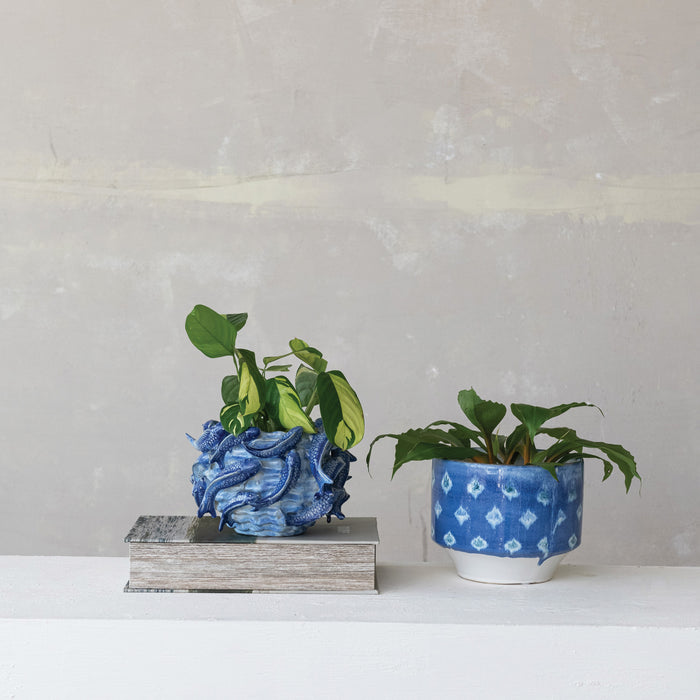 Stoneware Planter with Pattern
